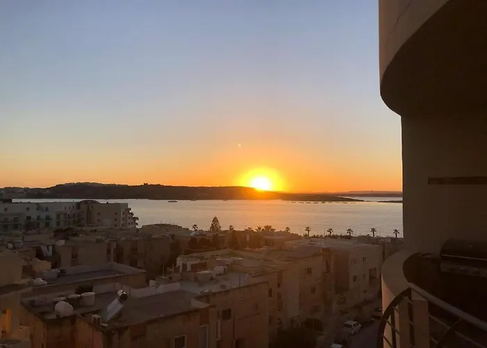 Sunset Holiday Apartment