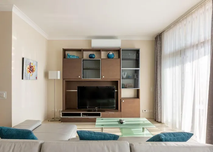 Sunset Holiday Apartment
