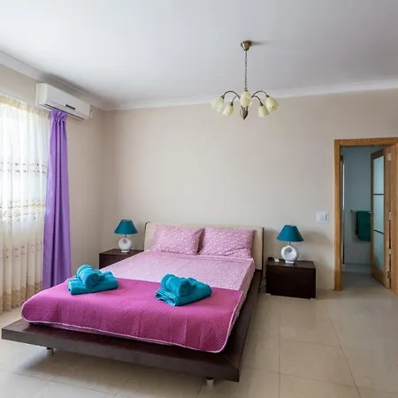 Sunset Holiday Apartment St. Paul's Bay Exterior photo